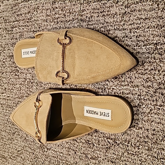 Steve Madden Shoes - Never worn brand new Steve Maddens